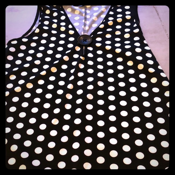 Sleeveless polkadot tip - Picture 1 of 1